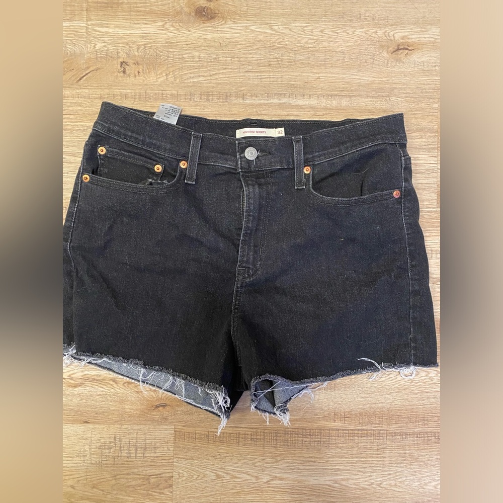 Levi’s Black Denim Shorts